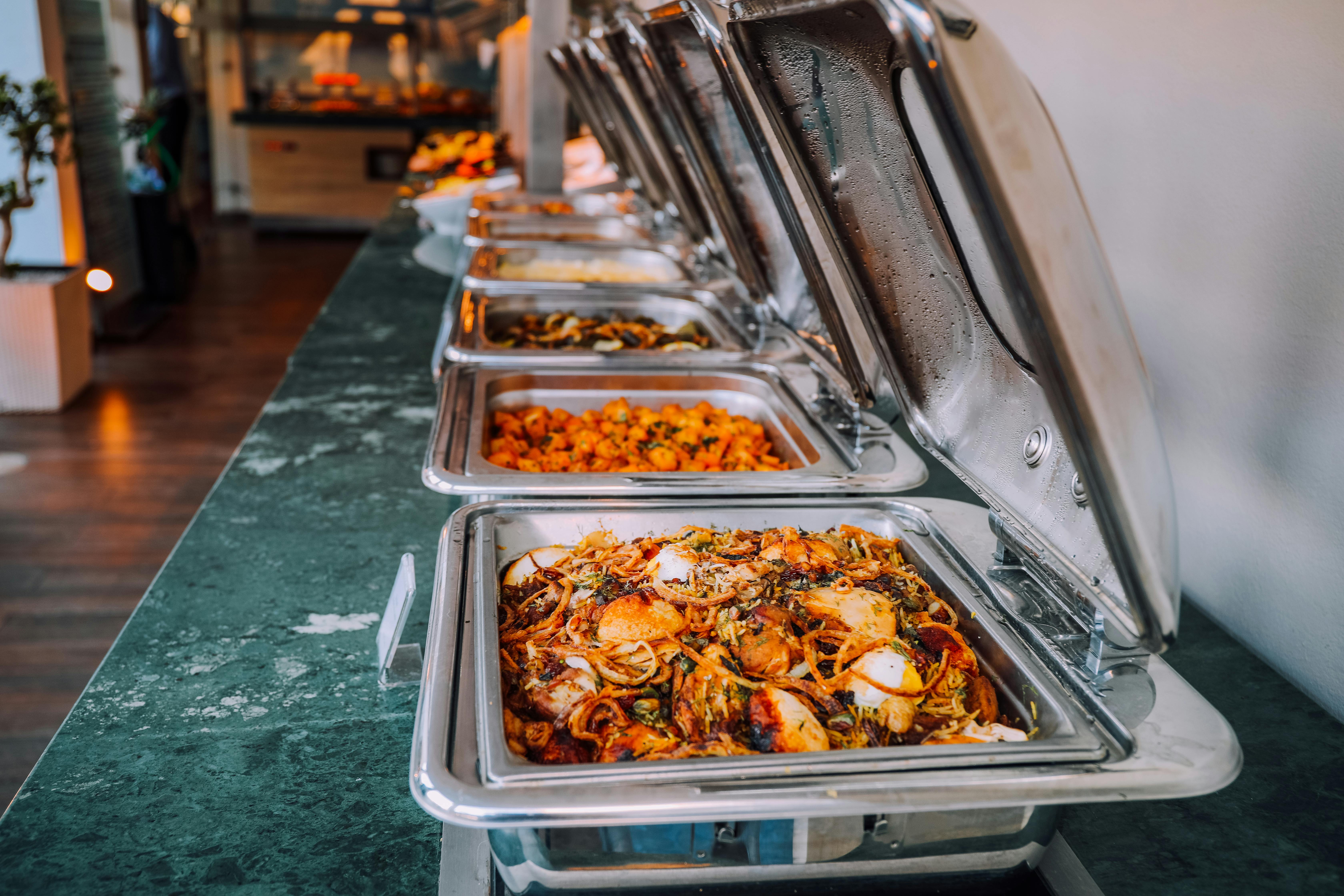 Monarchs Hotel Dining Experience